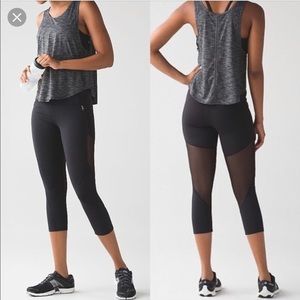 Lululemon black crop leggings